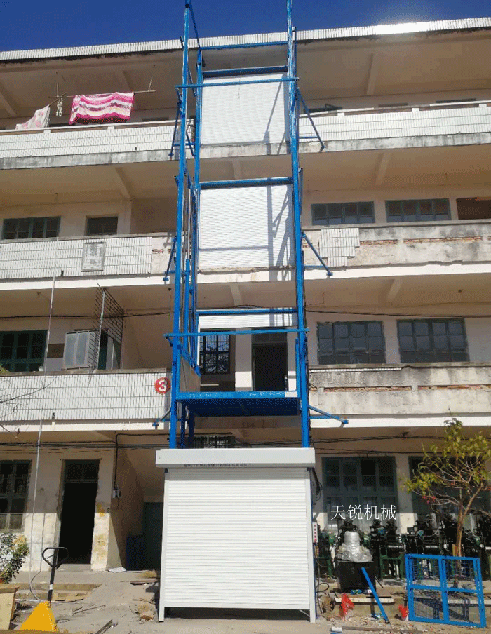 沧州室外升降货梯